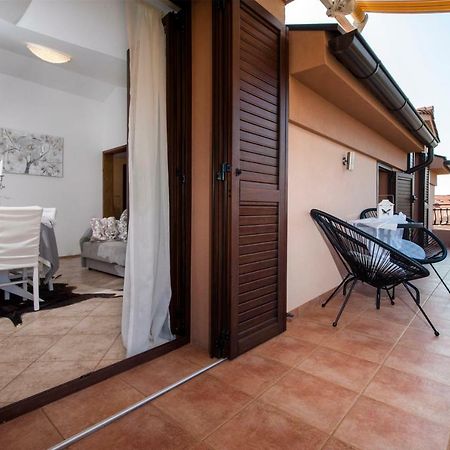 Apartment Len Rovinj Eksteriør billede